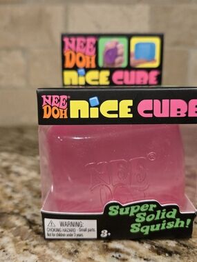 Needoh Nice Cube - Pink - BNWT